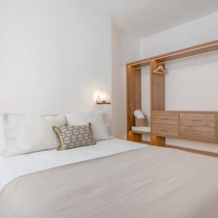 マドリードMalasana XI Calle Manuela Malasana 3Br 3Bhアパートメント エクステリア 写真